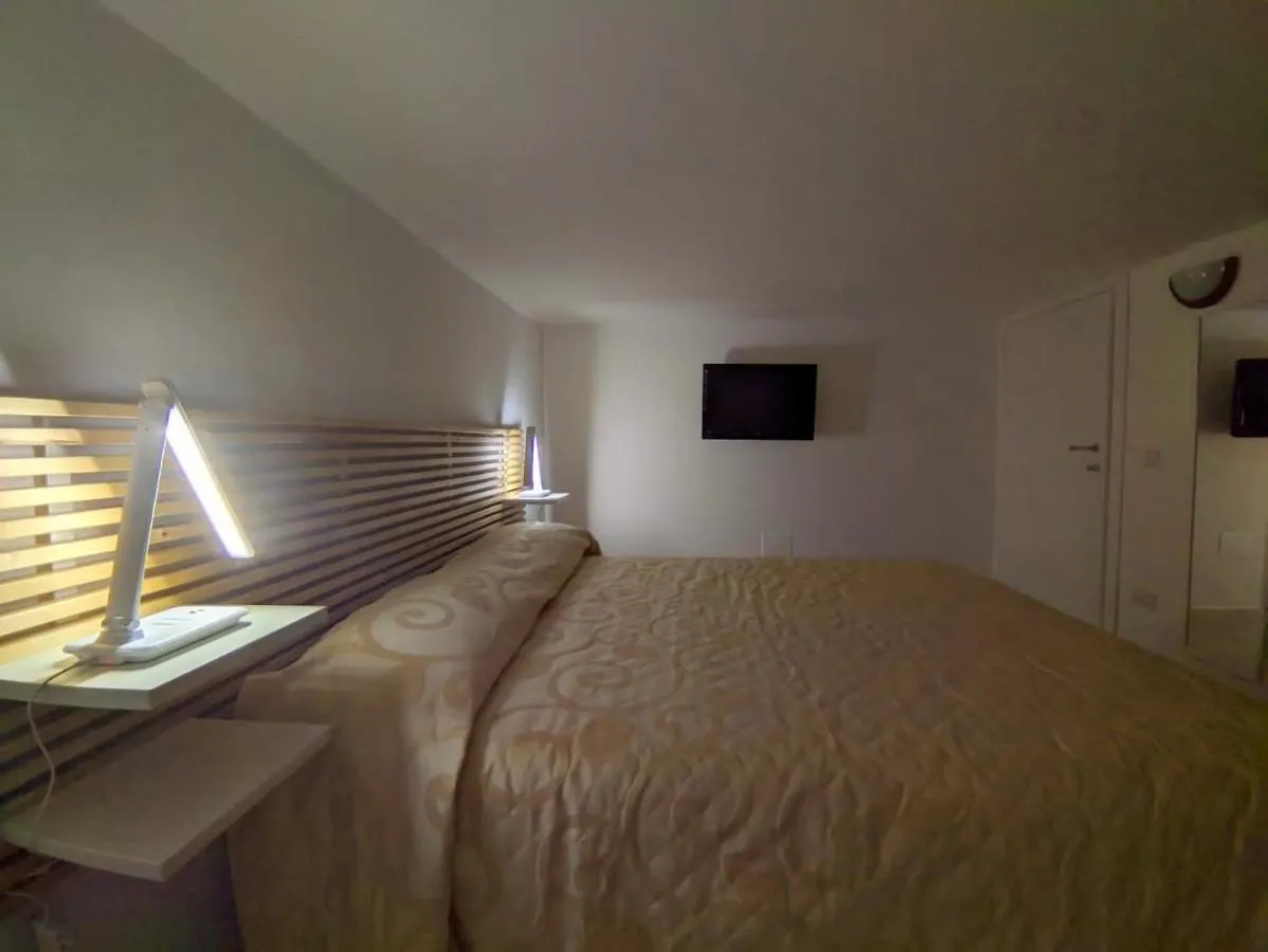 Flat 93 Apartment Naples 0*,  Italy
