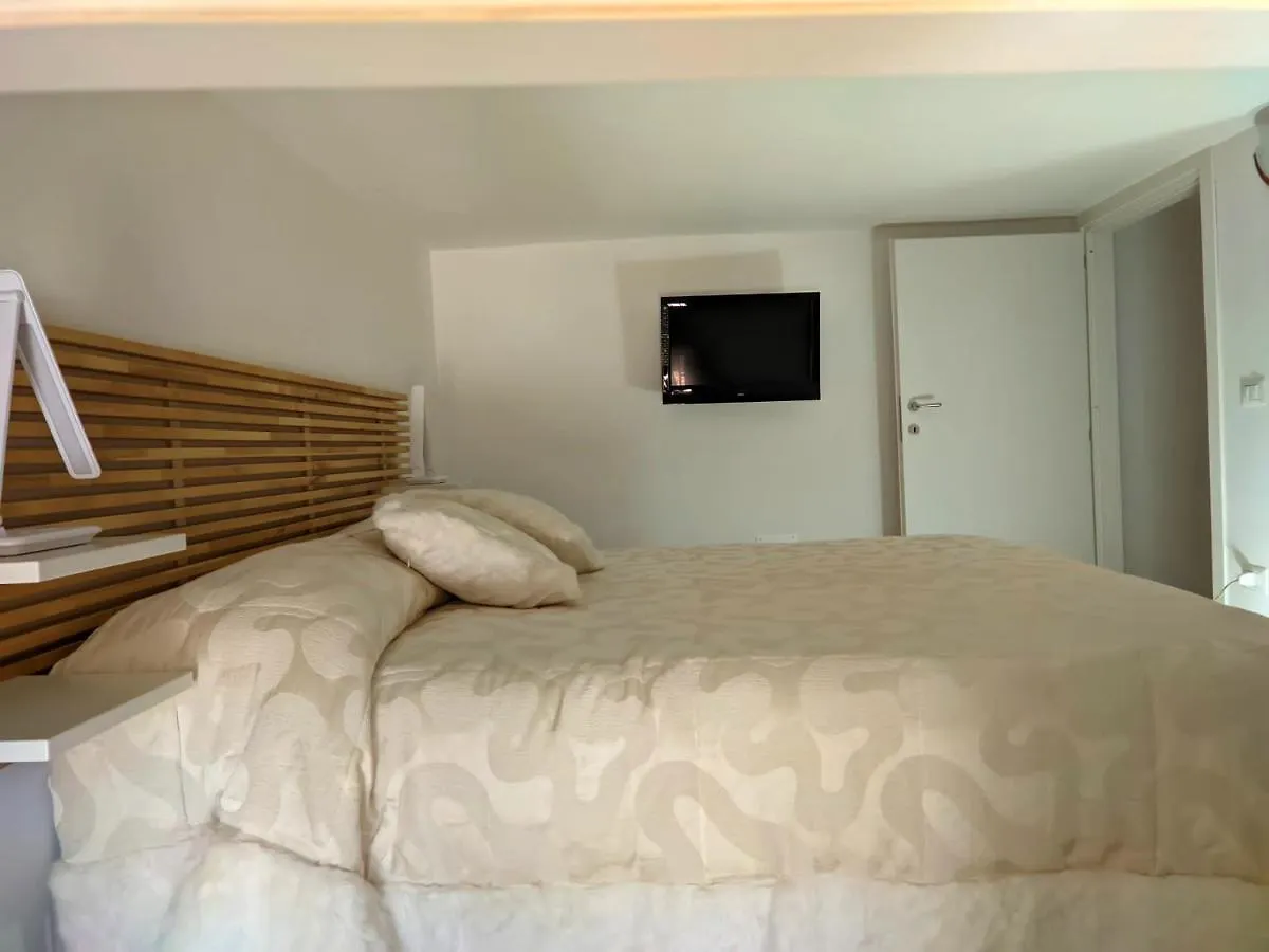 Flat 93 Apartment Naples Italy